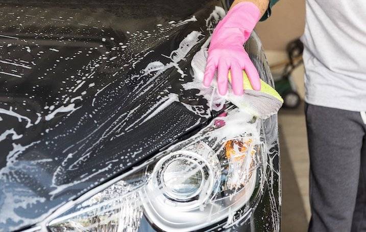 Lavage de voiture - Koudepouce automobile