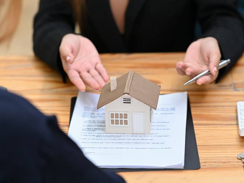 Que dit la loi sur la vente d’un bien immobilier via une habilitation familiale ?
